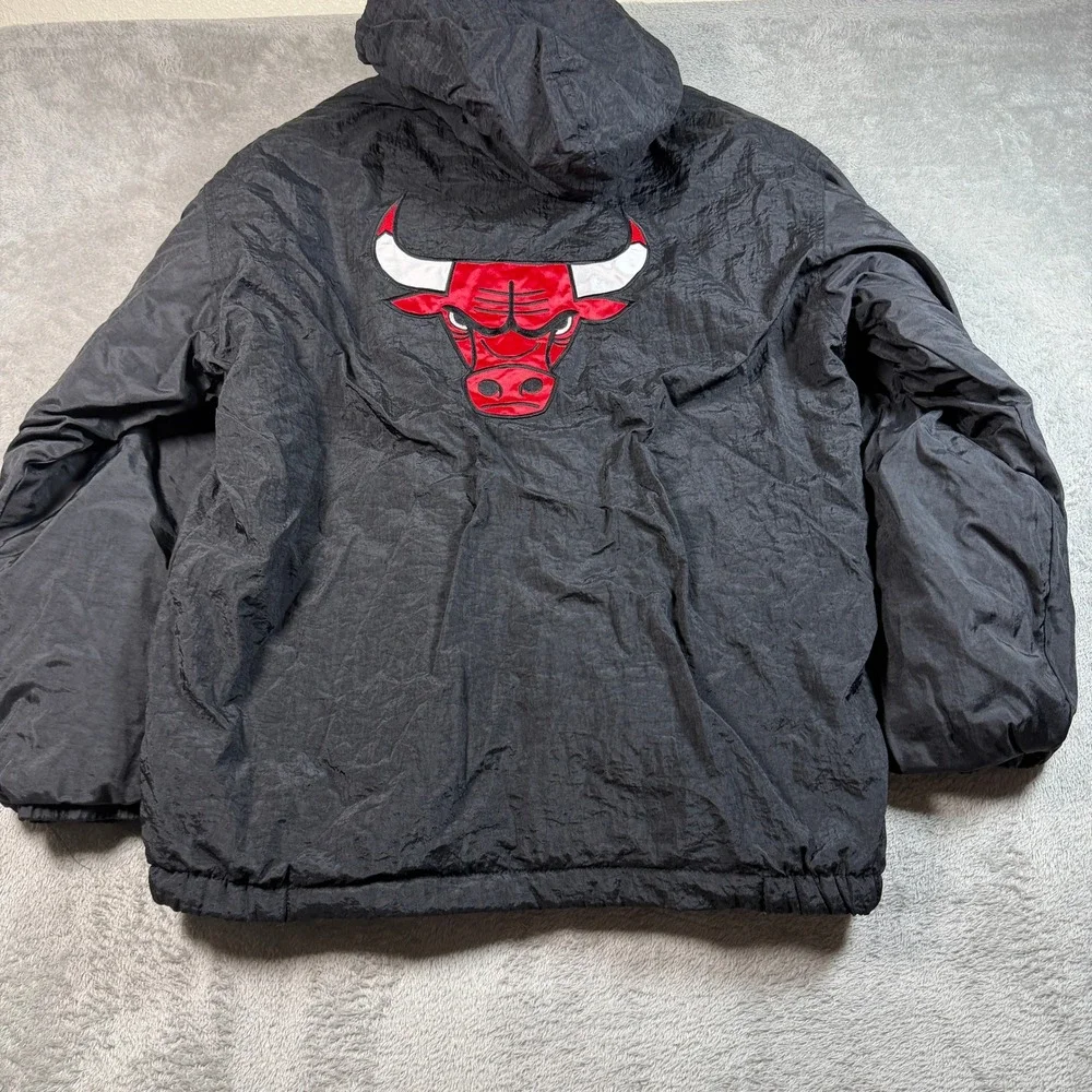 Vtg Chicago Bulls Starter Jacket Mens Medium Black Nylon Quilted Full Zip Hooded